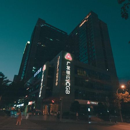 Whitewaltz Apartment Shahepu Bagian luar foto