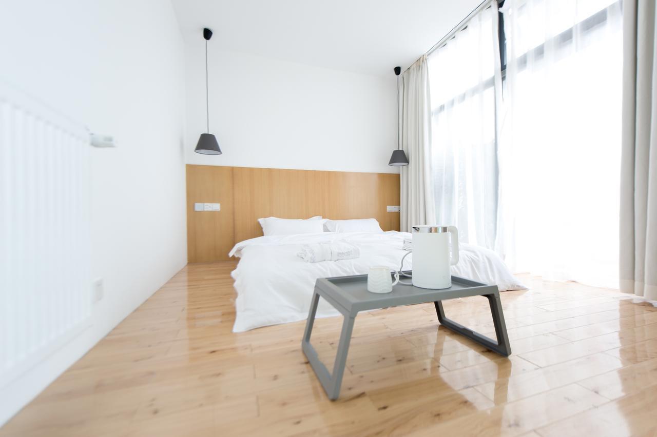 Whitewaltz Apartment Shahepu Bagian luar foto